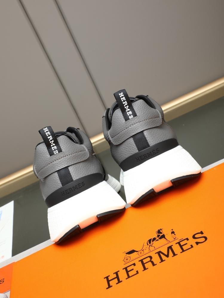 Hermes 38-44
