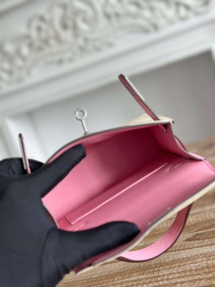 Hermes Mini Kelly II 19 Bag