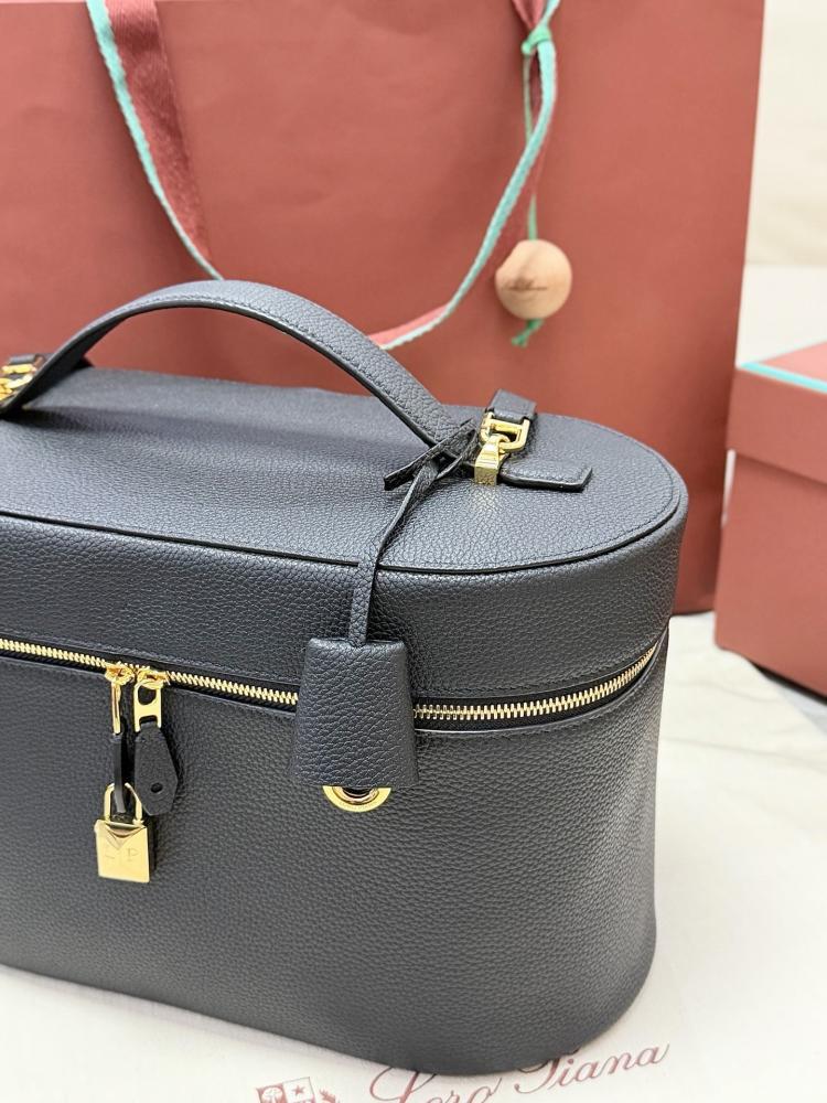 Loro Piana Large Vanity Case in Grained Leather