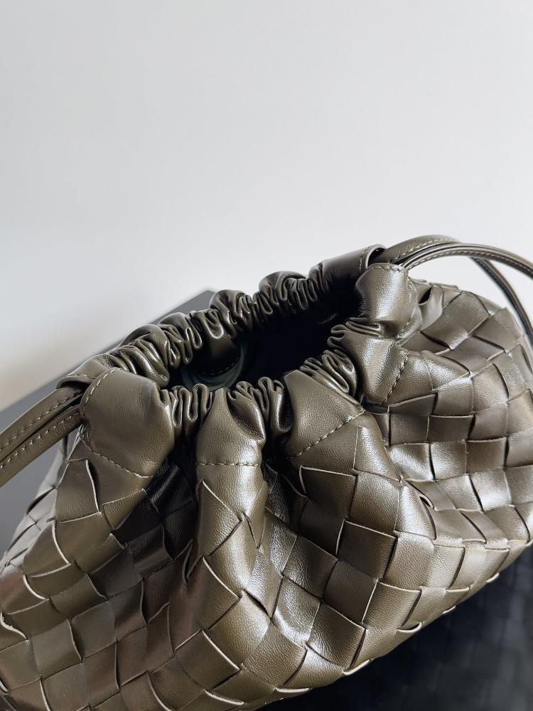 BV Dustbag Shoulder Bag 32cm