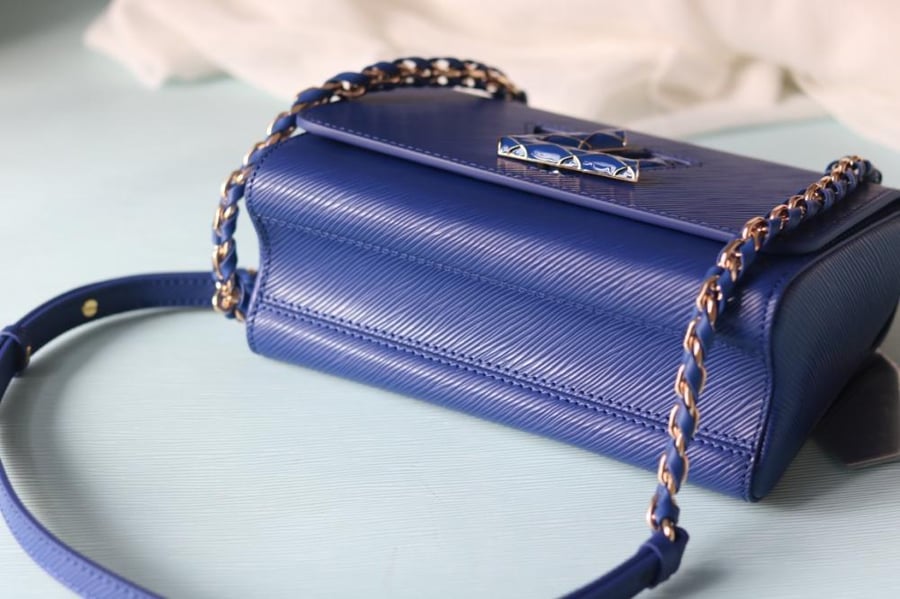 LV Twist Braided Chain 23cm