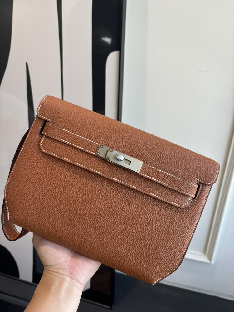 Hermes Kelly Dépêches 25 Pouch (Leather)