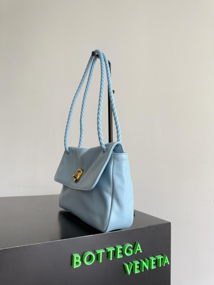 Bottega Veneta New Madison Bag 27cm