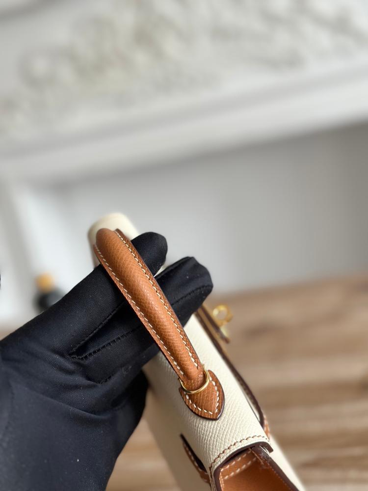 Hermes Mini Kelly II 19 Bag