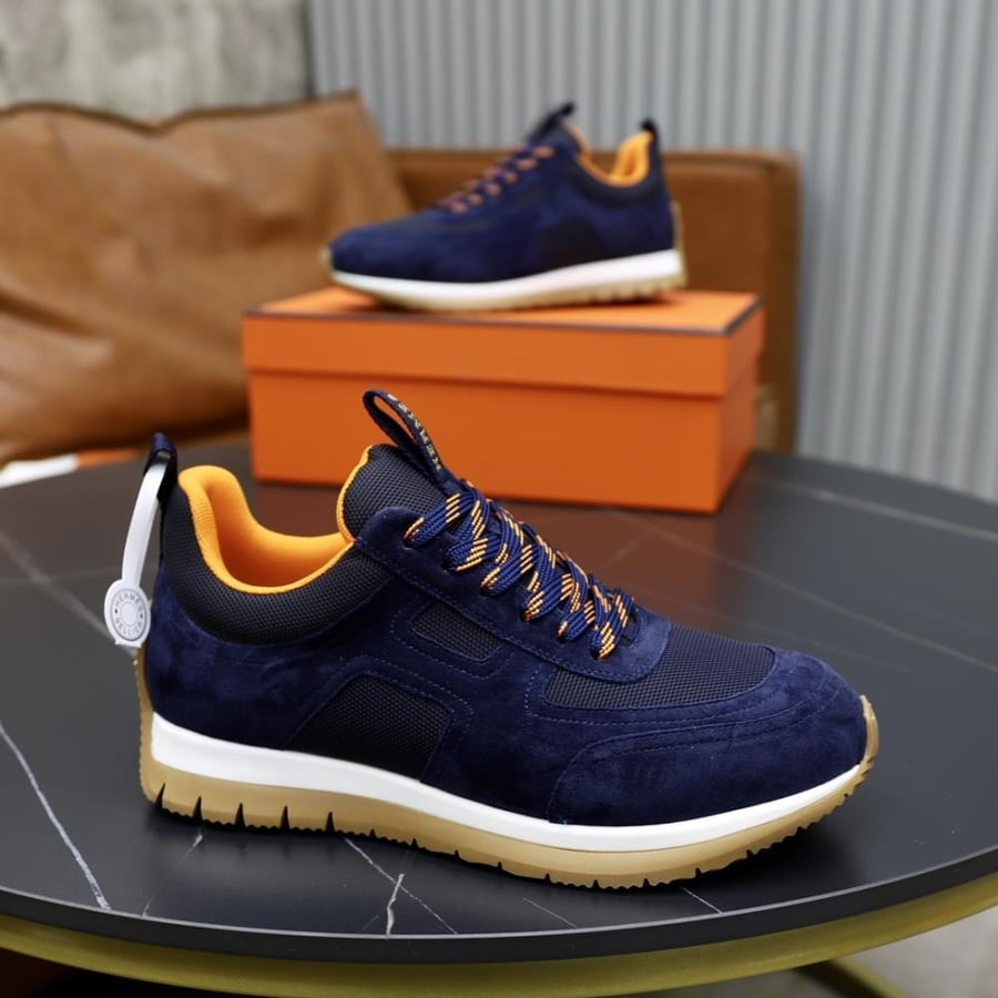 Hermes 38-44