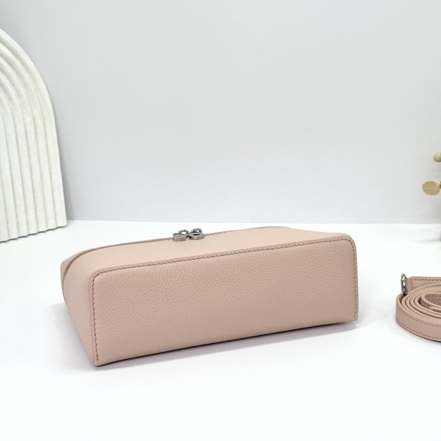 Loro Piana Extra Pocket L19 Vanity Case Collection