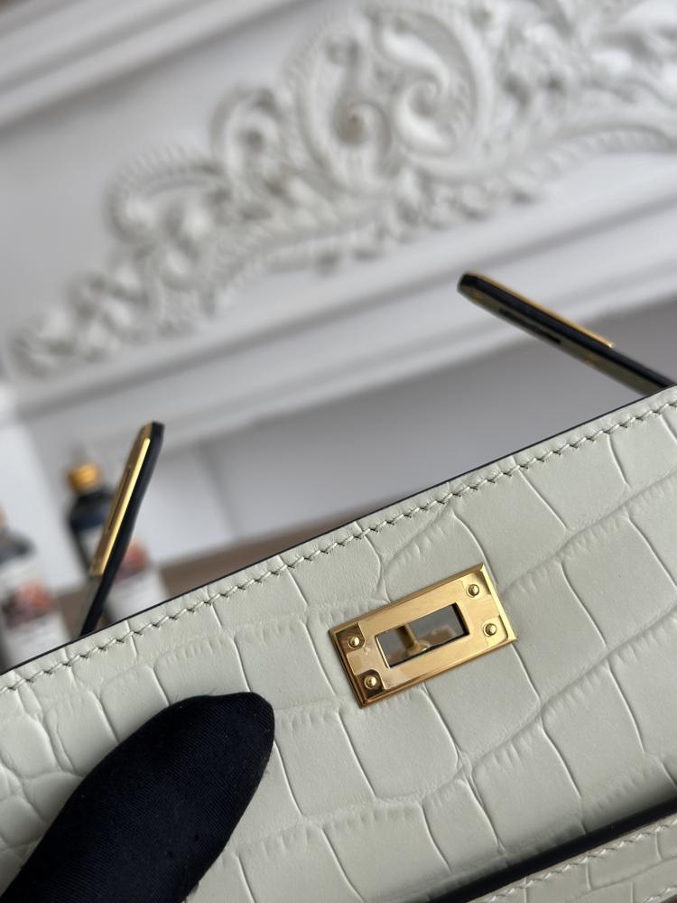 Hermes Kelly Mini Pochette 22cm
