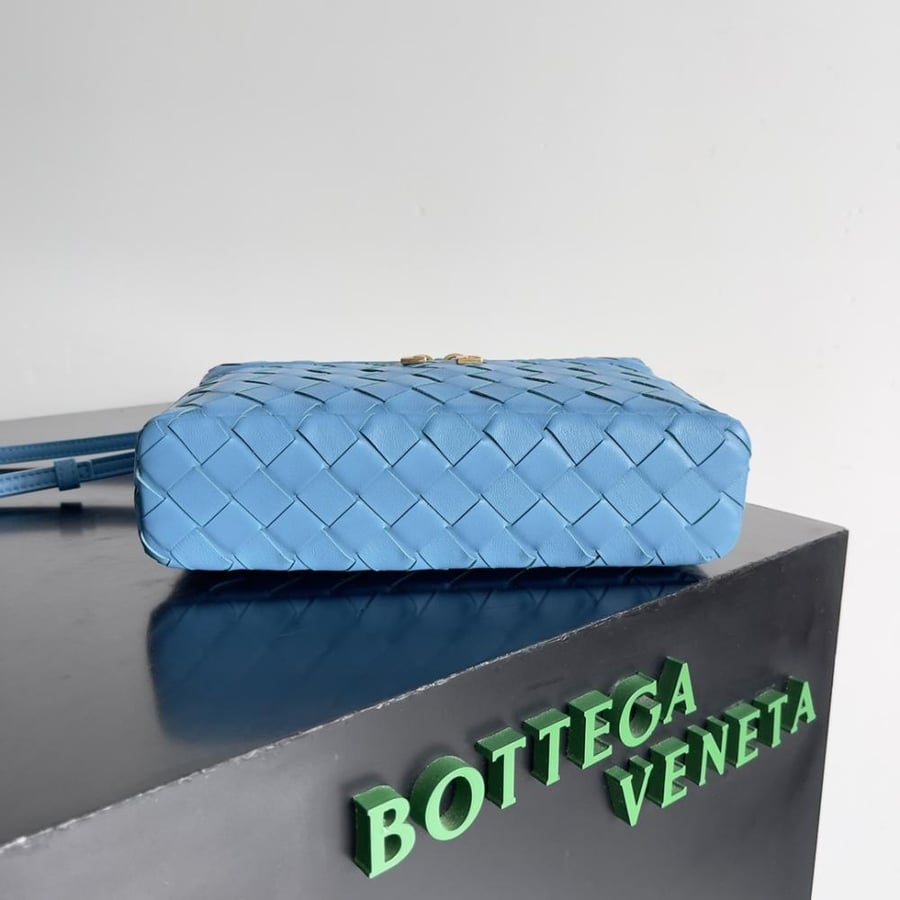 BV Vanity Case Bag 22cm