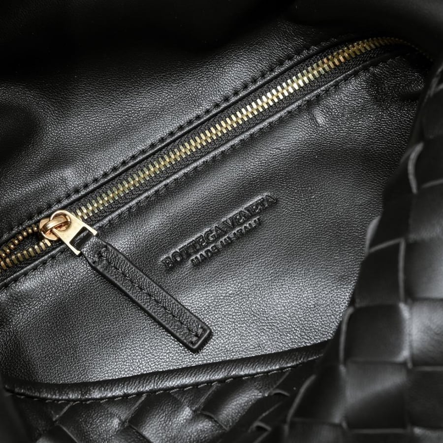BV New Large Hop Bag 54cm