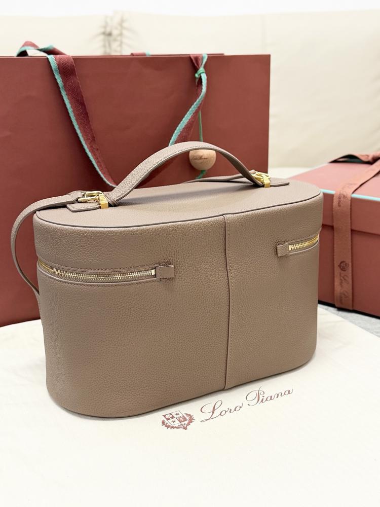 Loro Piana Large Vanity Case in Grained Leather