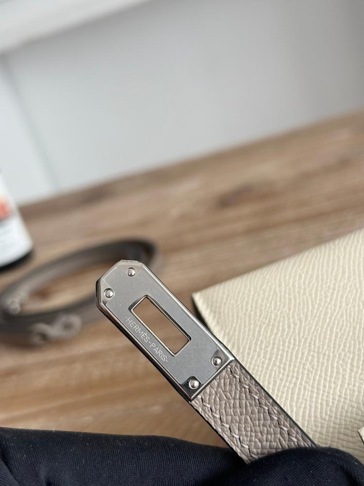 Hermes Mini Kelly II 19 Bag