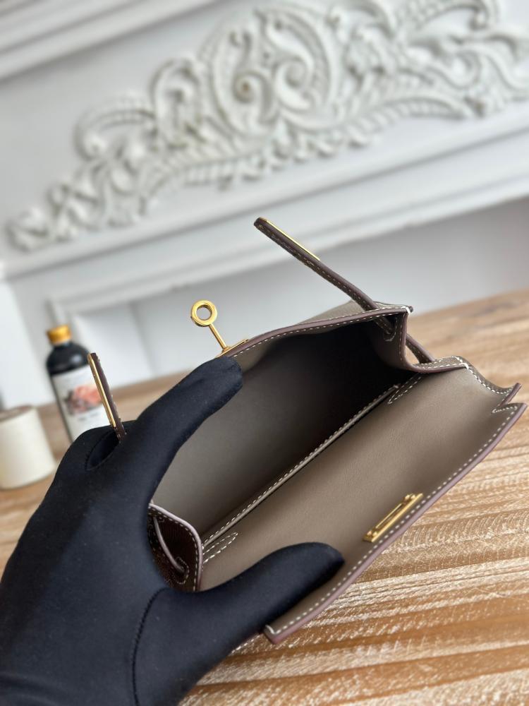 Hermes Mini Kelly II 19 Epsom/Chevre Bag