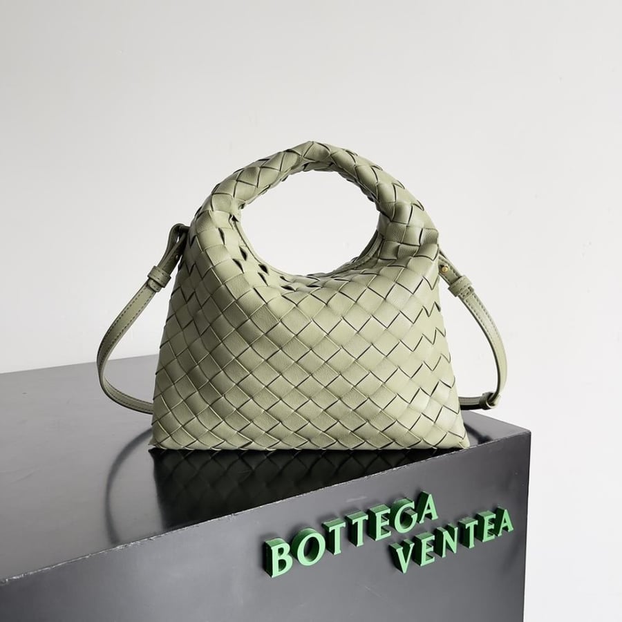BV Mini Hop Bag 25.5cm