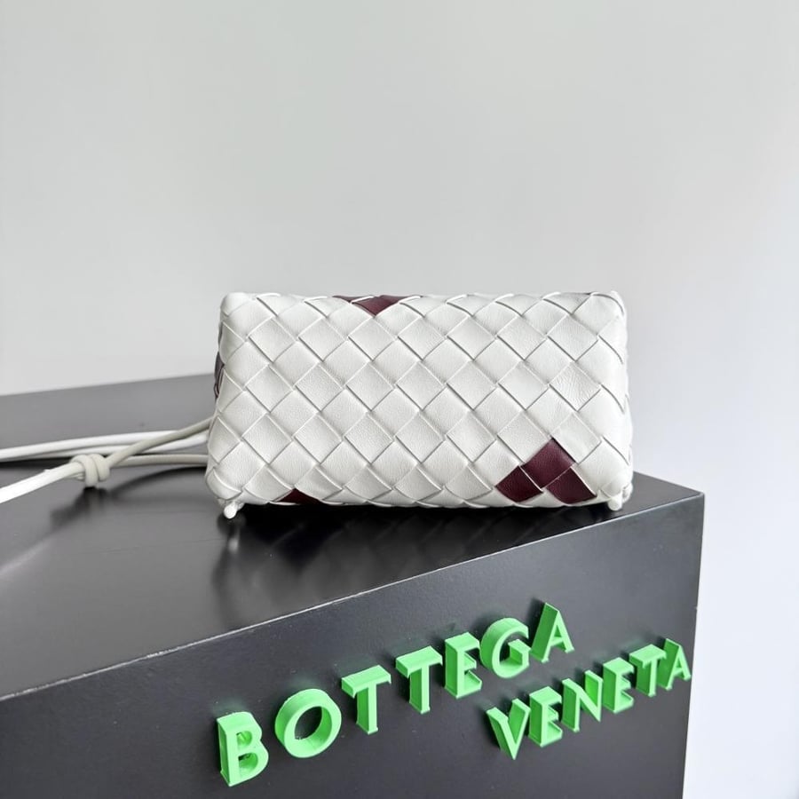 BV Concert Pouch 18.5cm