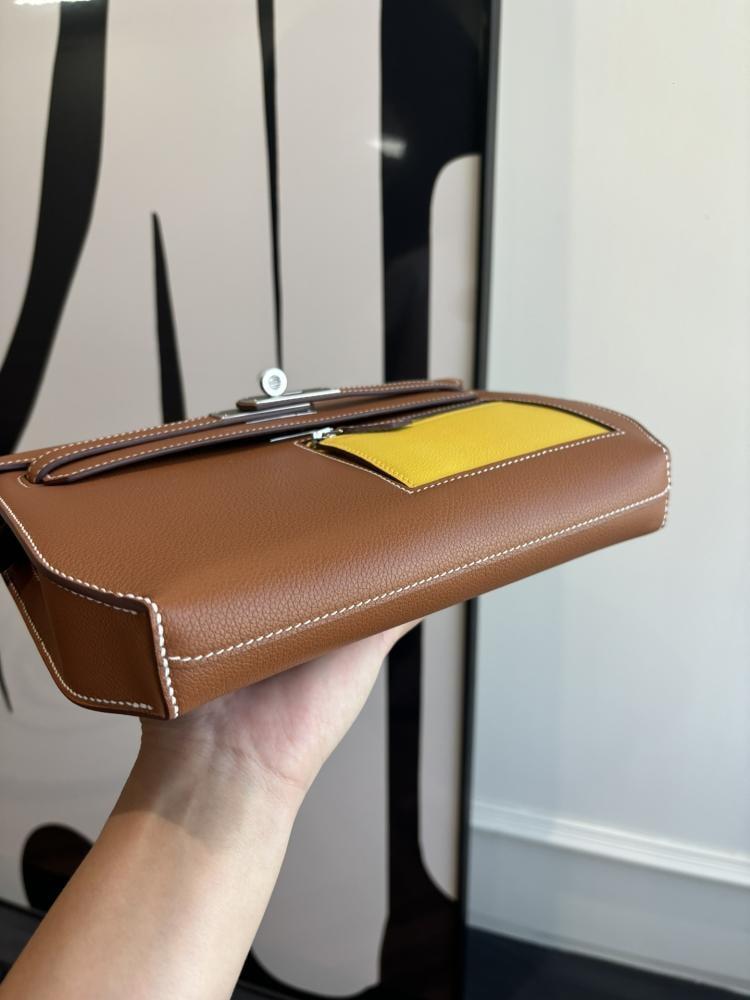 Hermes Kelly Dépêches 25 Pouch (To Go / Pocket Edition)