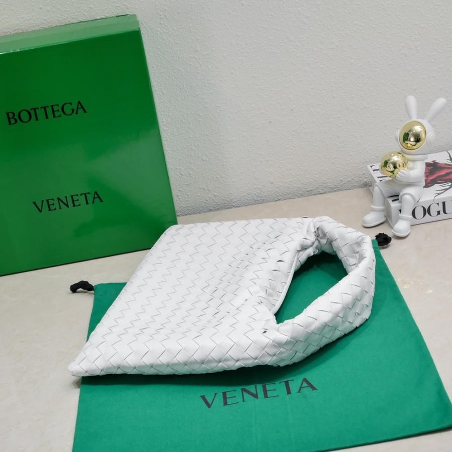 New BV Small Hop Bag 41cm (Leather)