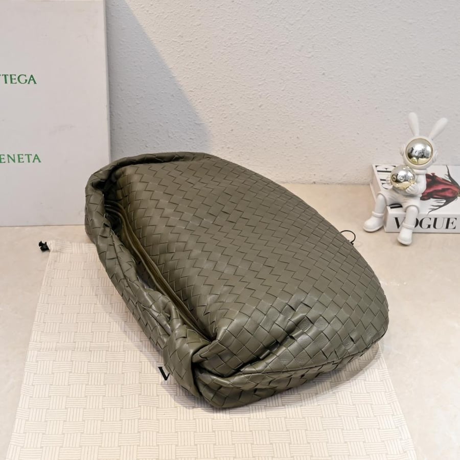 BV Extra Large Jodie Bag 54cm