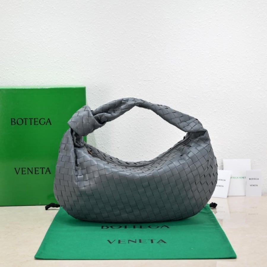 BV Medium Jodie Bag 40cm