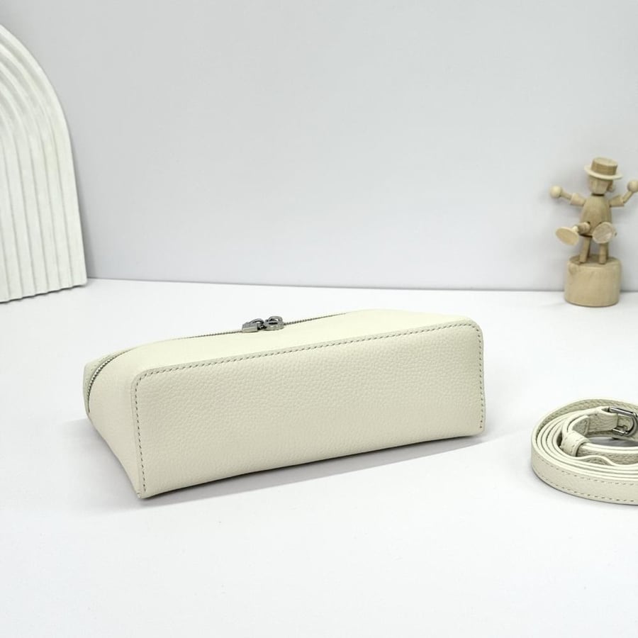 Loro Piana Extra Pocket L19 Vanity Case Collection