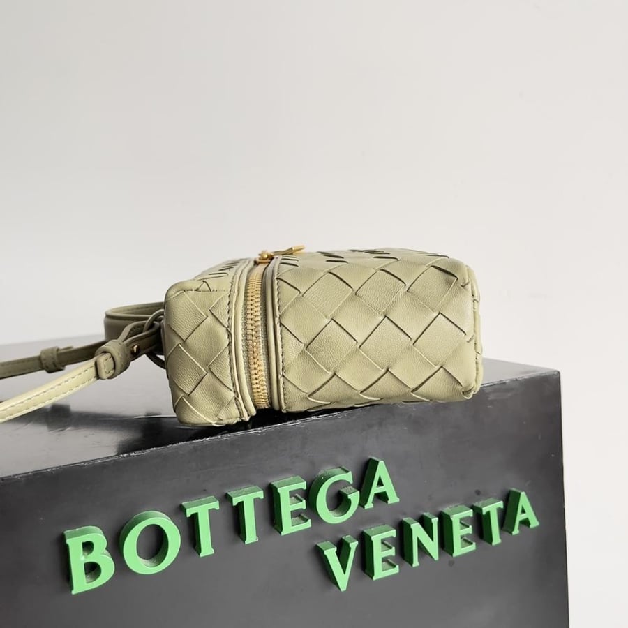 BV Vanity Case Bag 22cm