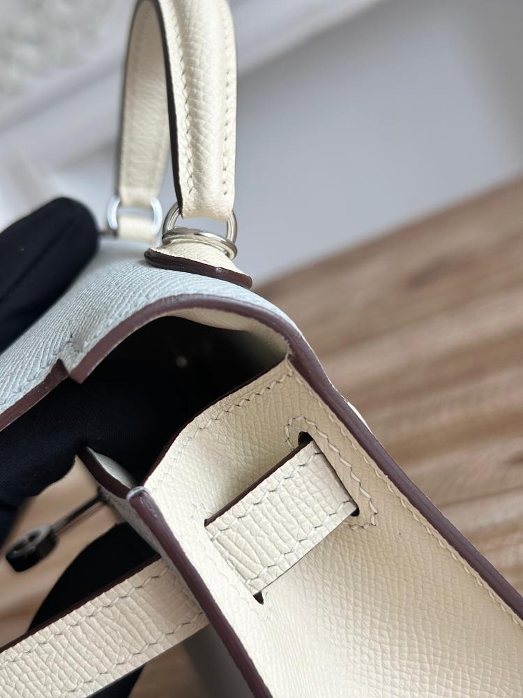 Hermes Mini Kelly II 19 Bag
