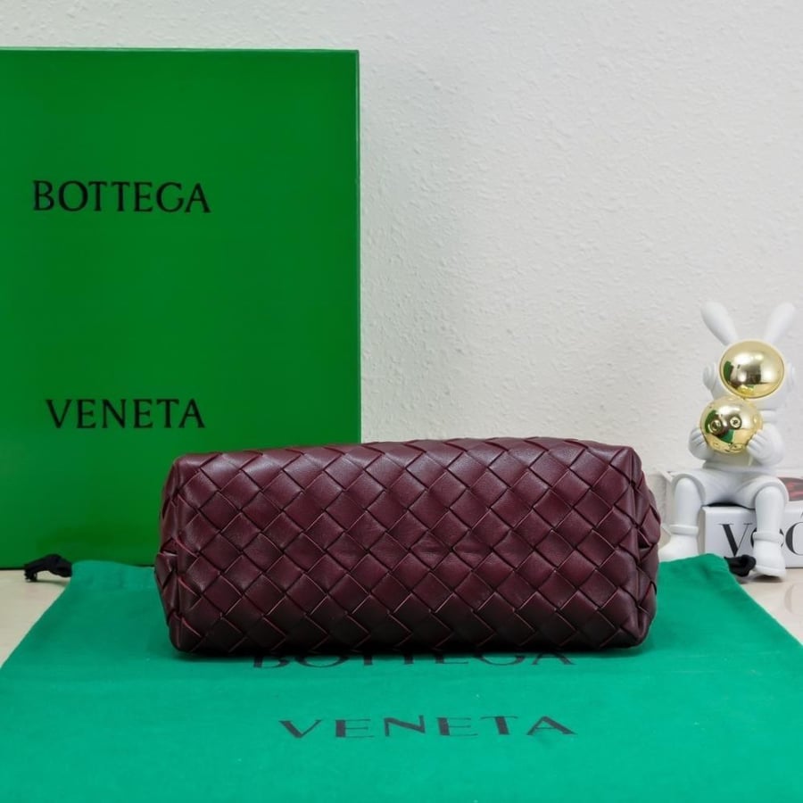 BV Small Andiamo Chain Bag 25cm