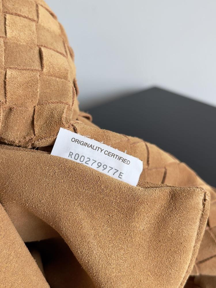 BV New Large Hop Bag 54cm (Suede)