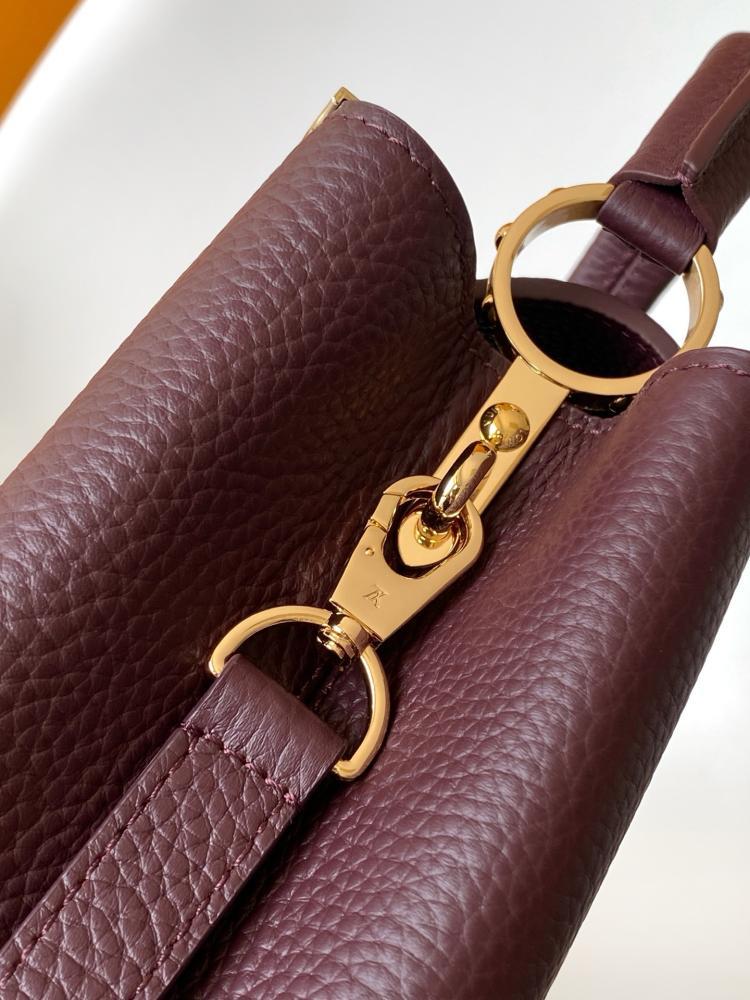 LV Capucines 27cm