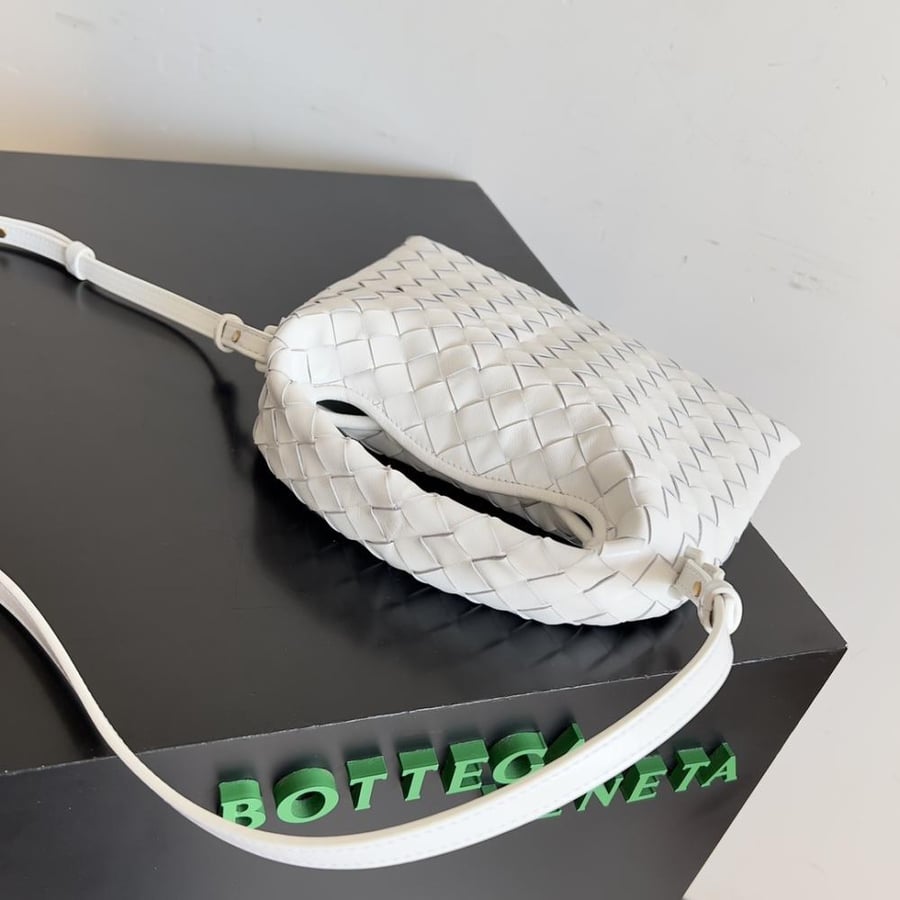 BV Mini Hop Bag 25.5cm