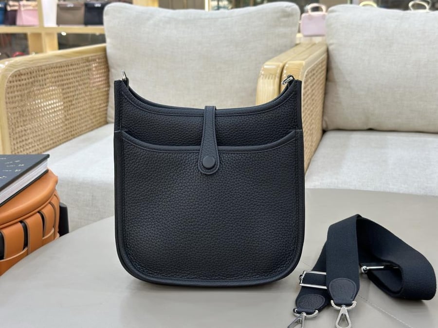 Hermes Evelyne III 29 TC Bag