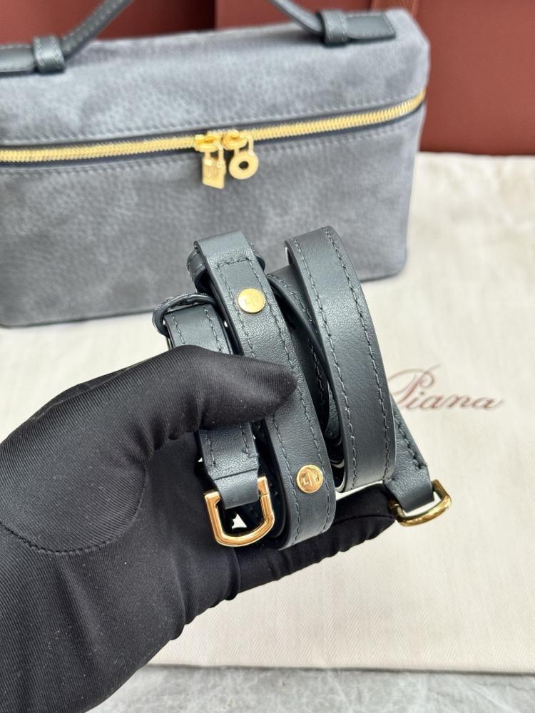 Loro Piana Extra Pocket L19 Vanity Case Collection
