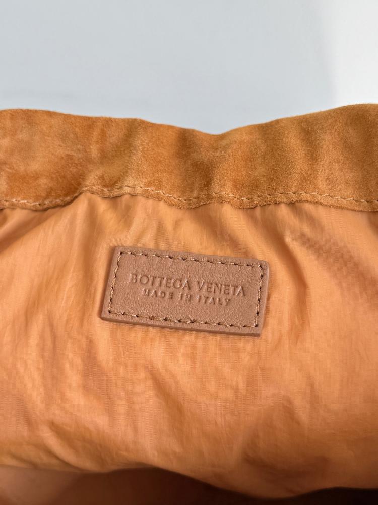 BV Dustbag Shoulder Bag (Suede) 32cm