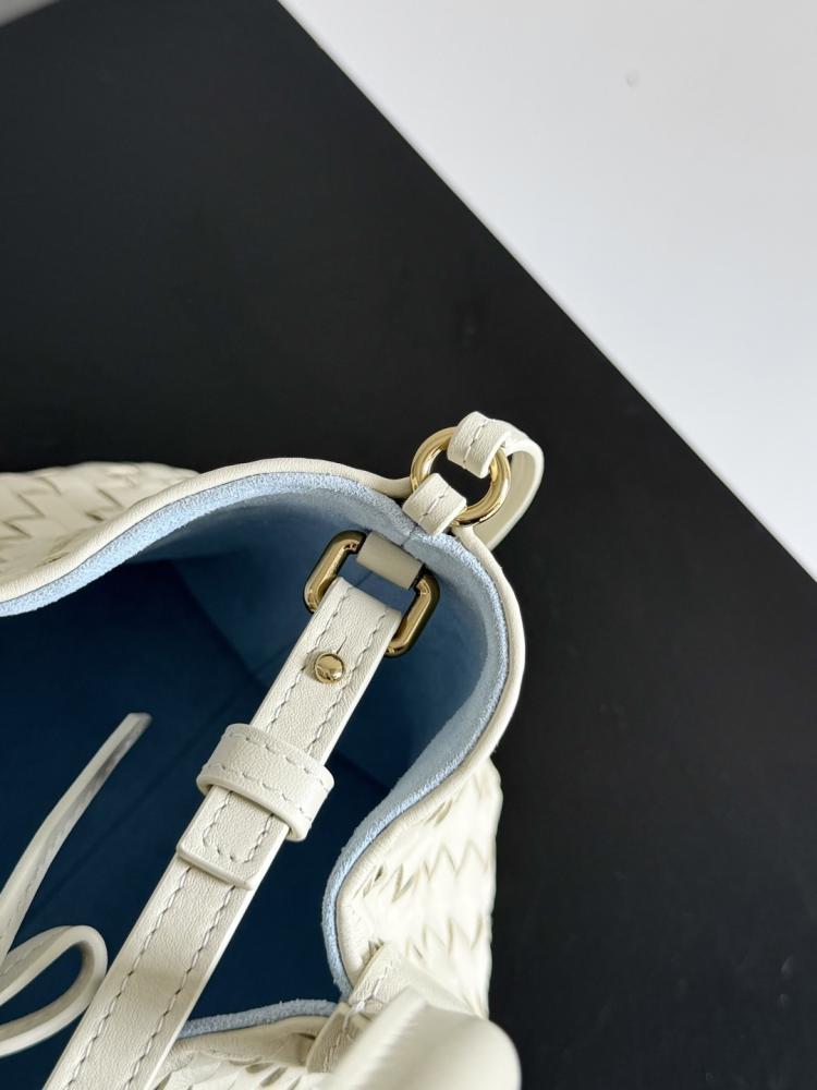 BV Pinacoteca Bag 24cm