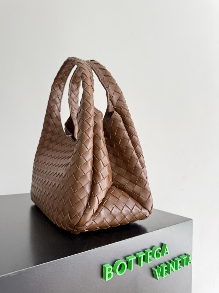 BV Campana Shoulder Bag 33cm