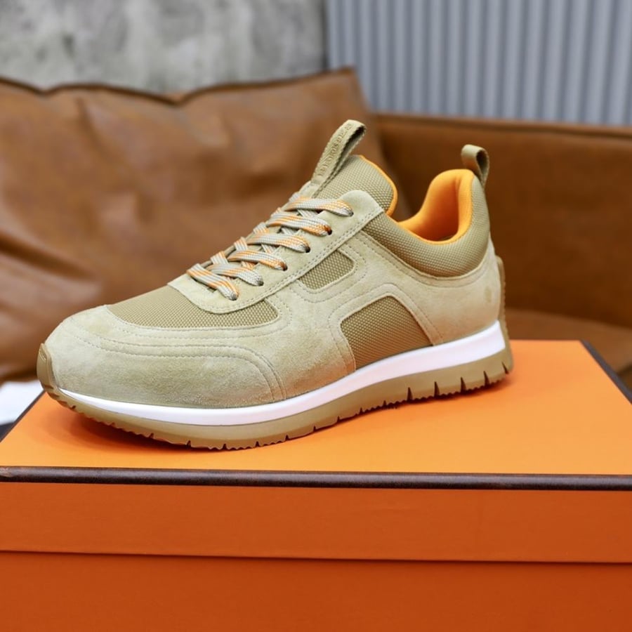Hermes 38-44