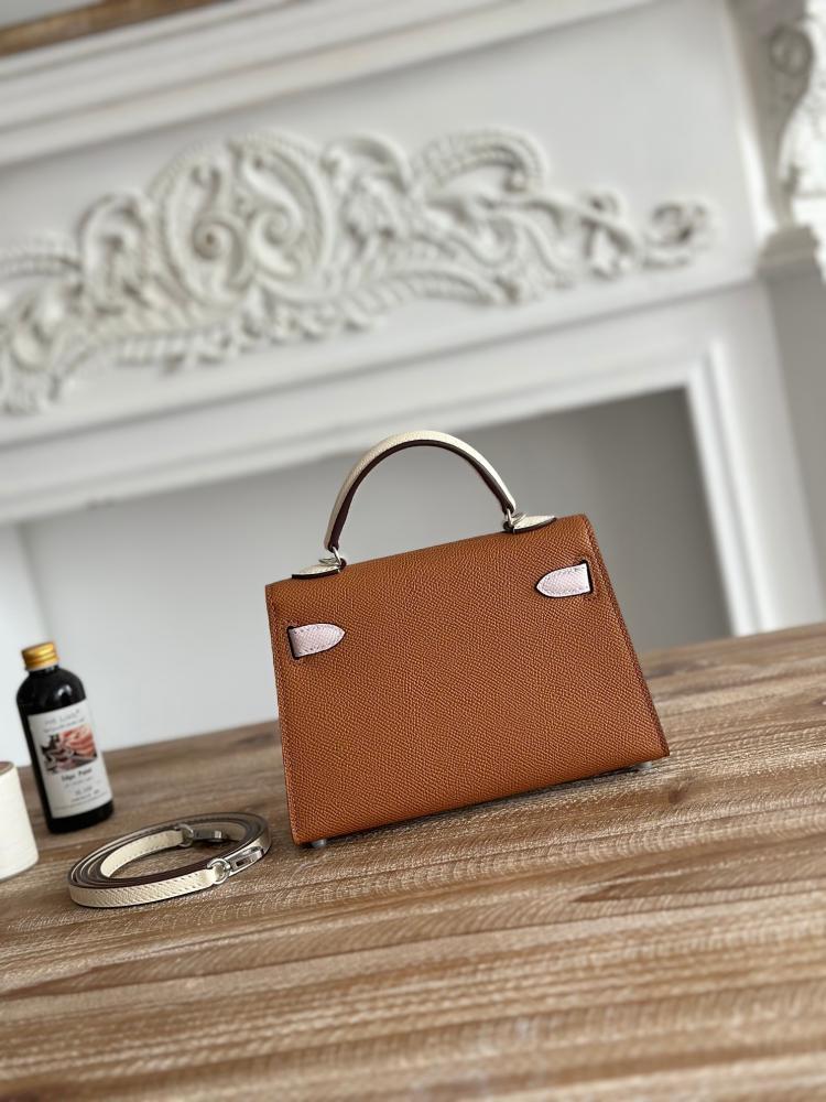 Hermes Mini Kelly II 19 Bag