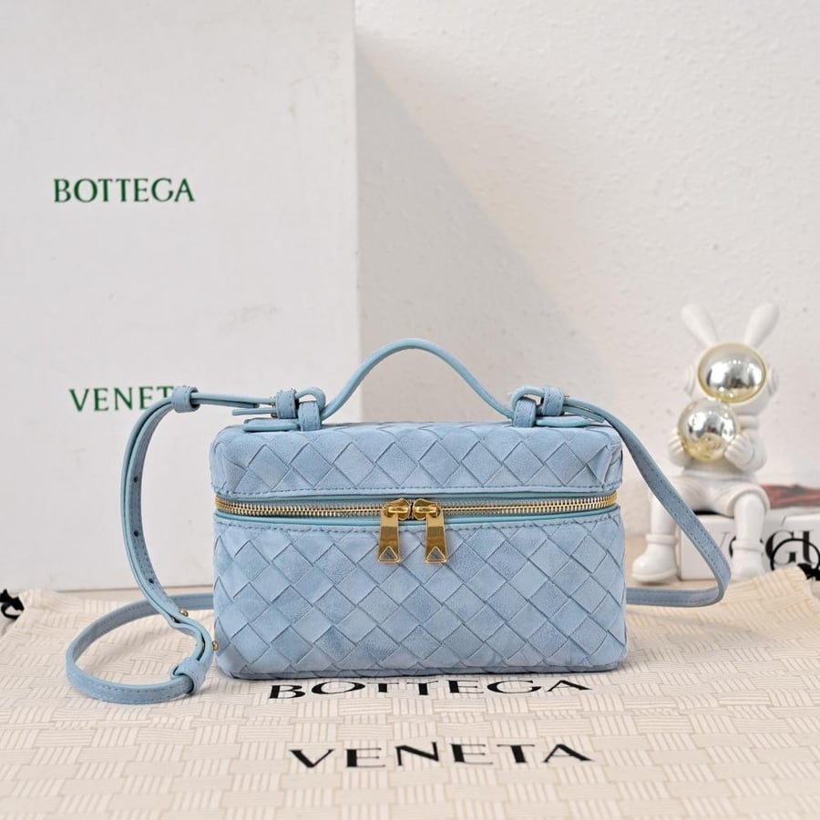 BV Vanity Case Bag 22cm