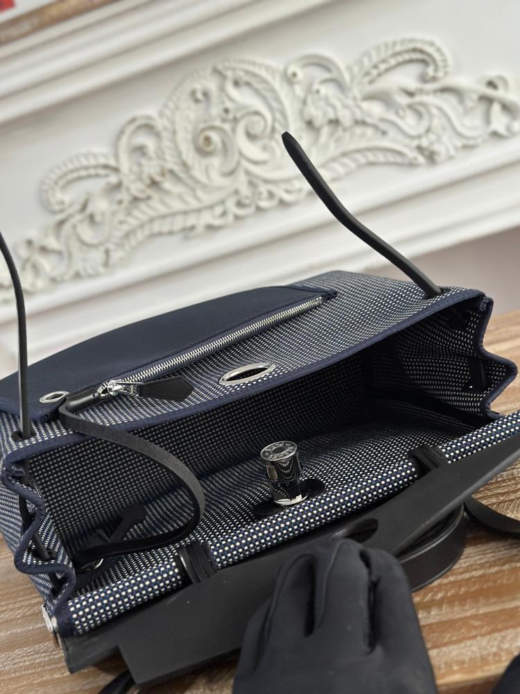 Hermes Herbag Zip 31 (Printed & Patterned Canvas Edition)