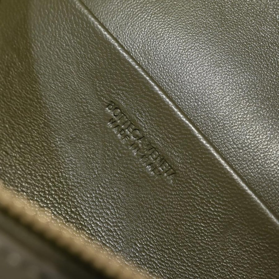 BV Vanity Case Bag 22cm