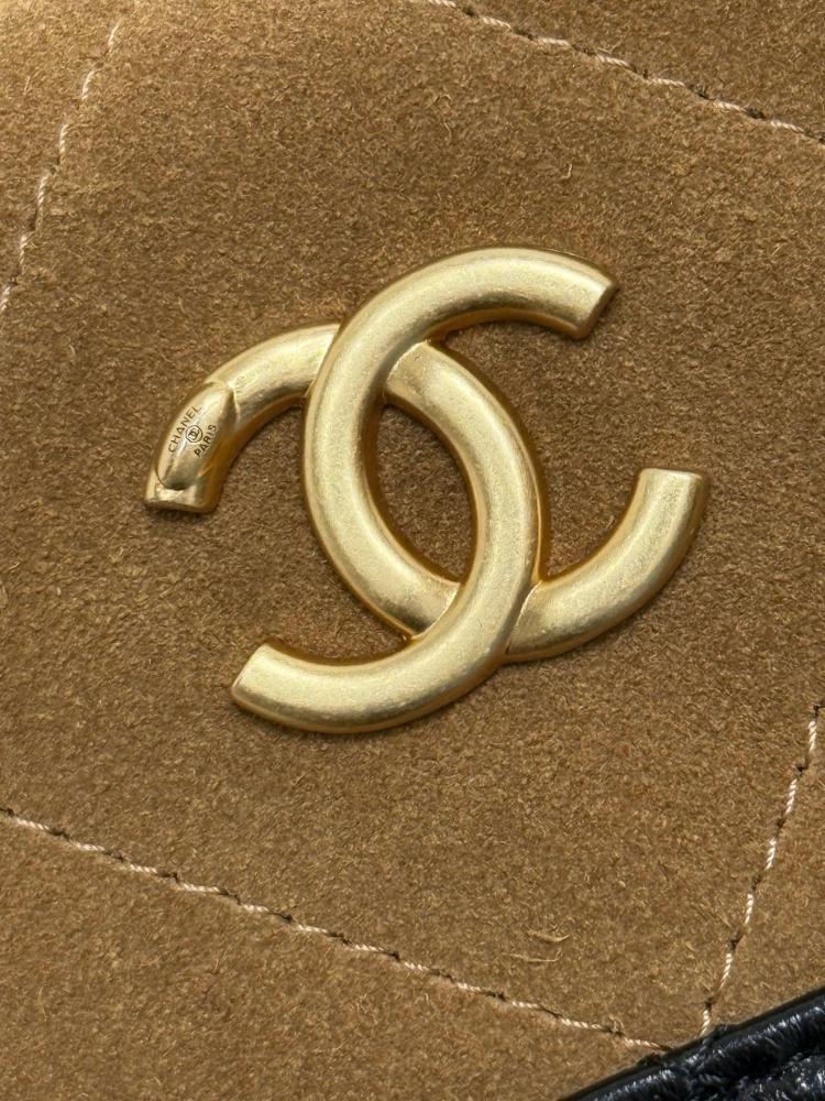Chanel 25A Mini Hobo Bag