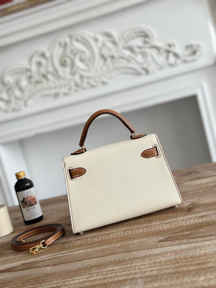 Hermes Mini Kelly II 19 Bag