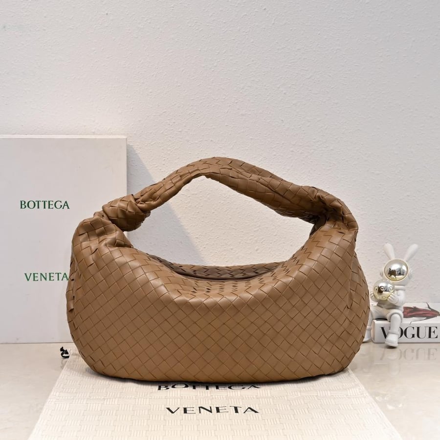 BV Extra Large Jodie Bag 54cm
