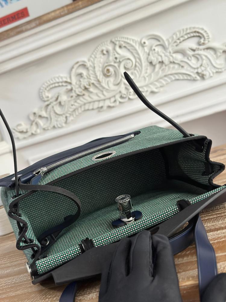 Hermes Herbag Zip 31 (Printed & Patterned Canvas Edition)