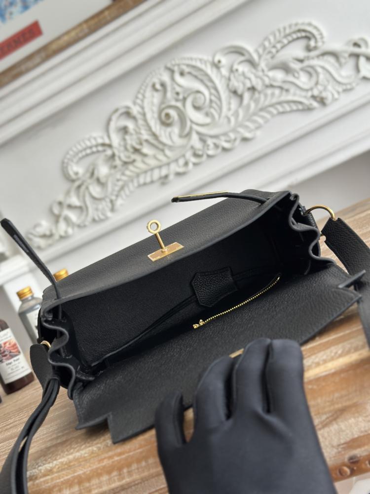 Hermes Kelly Messenger 25 Bag