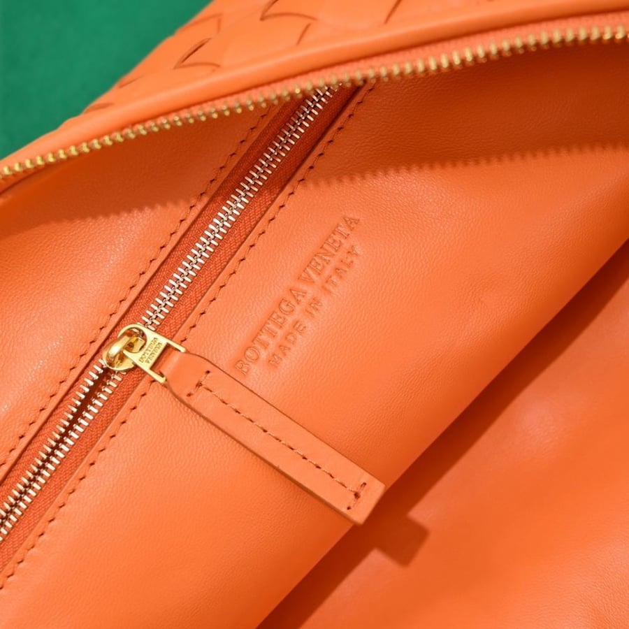 BV Medium Jodie Bag 40cm