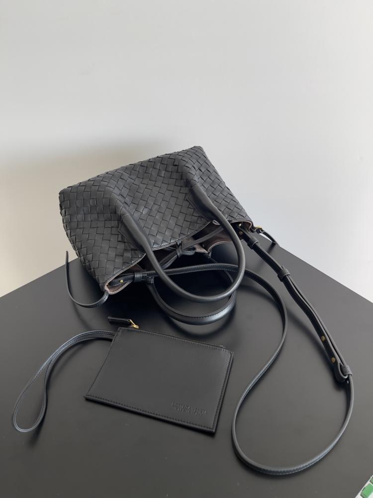 BV Pinacoteca Bag 24cm
