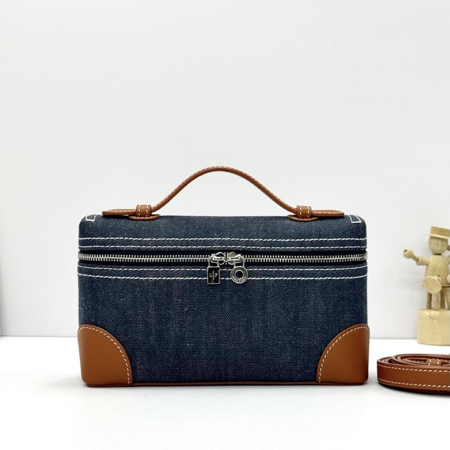 Loro Piana Extra Pocket L19 Vanity Case Collection