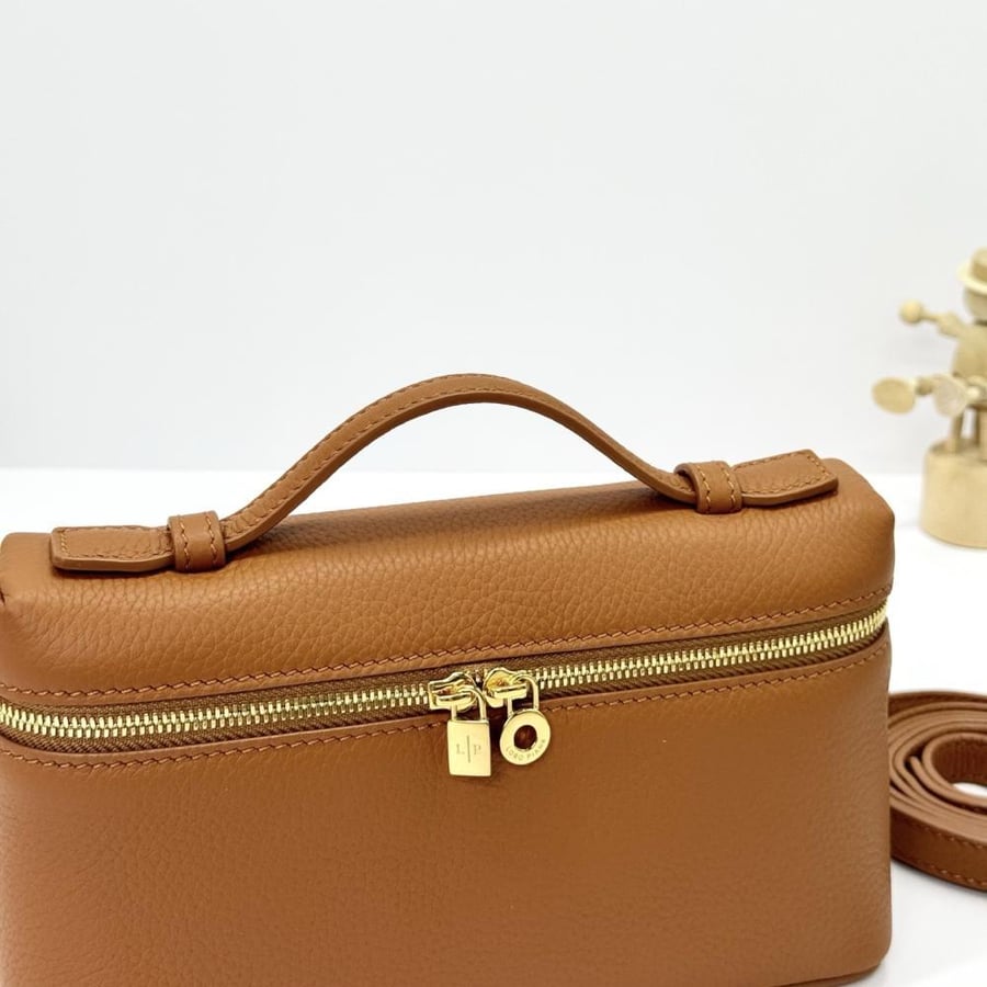 Loro Piana Extra Pocket L19 Vanity Case Collection