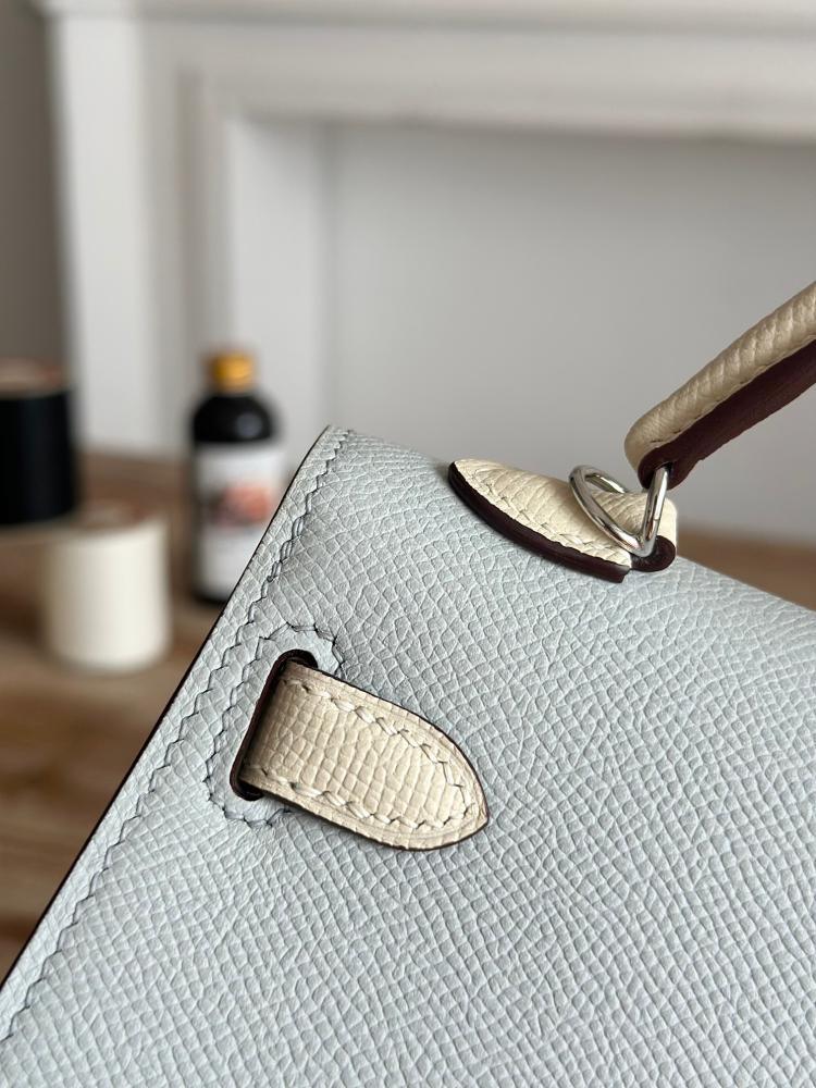 Hermes Mini Kelly II 19 Bag