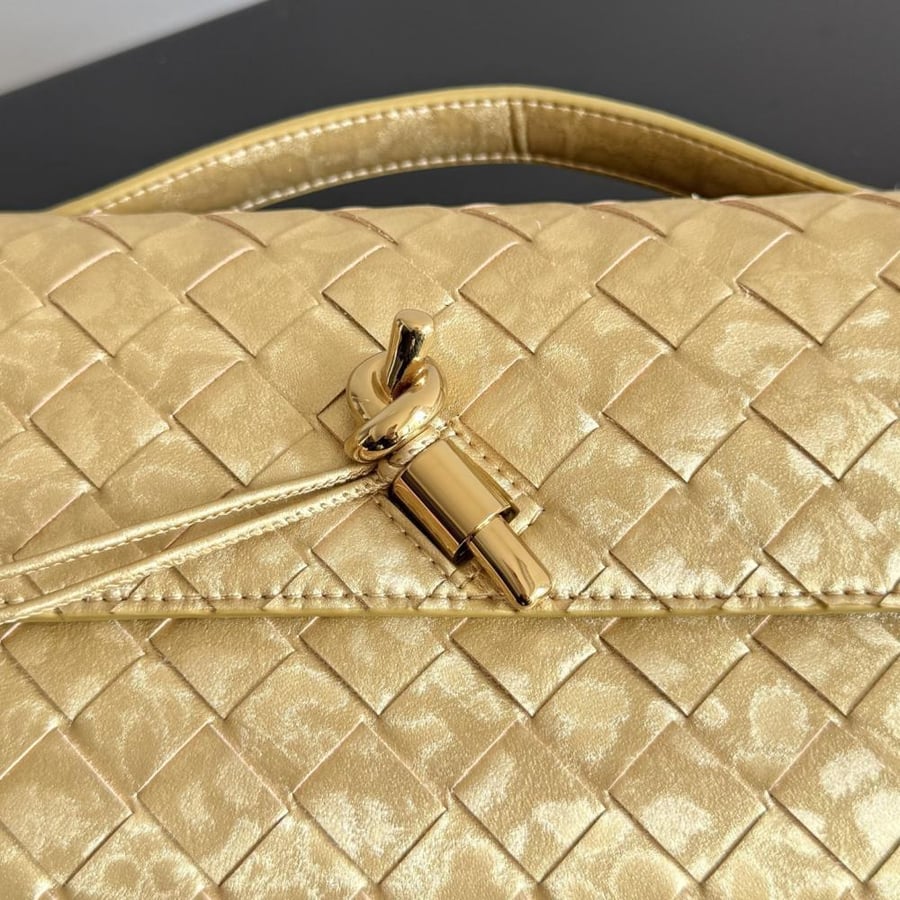 BV Andiamo Evening Clutch 31*13*3cm